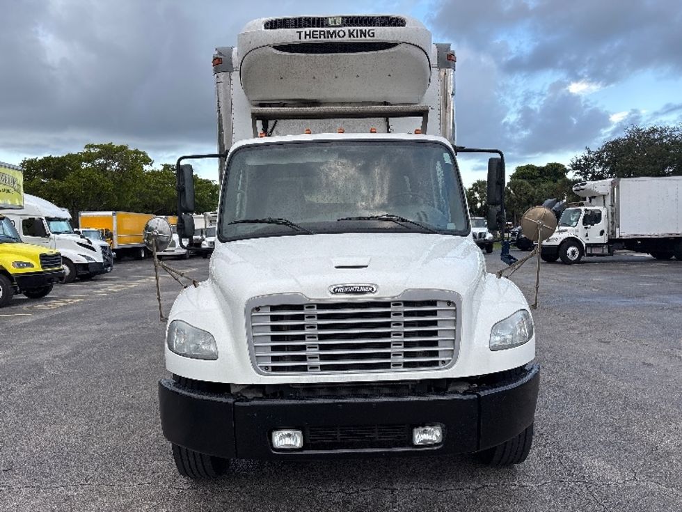 Refrigerated Truck-Light and Medium Duty Trucks-Freightliner-2020-M2-Medley-FL-255,448\n\t\tmiles-$ 43,250 - Image 2