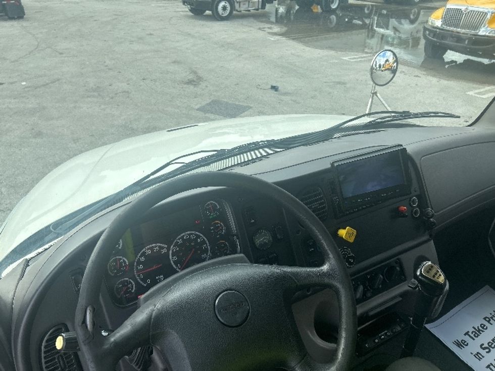 Refrigerated Truck-Light and Medium Duty Trucks-Freightliner-2020-M2-Medley-FL-298,522\n\t\tmiles-$ 43,500 - Image 18