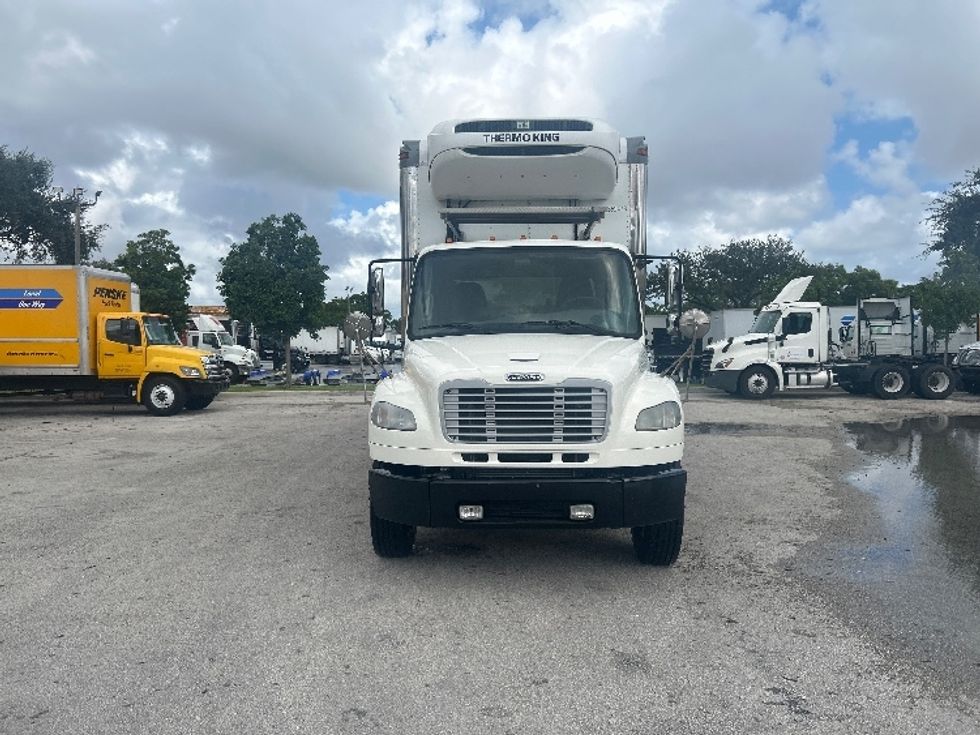 Refrigerated Truck-Light and Medium Duty Trucks-Freightliner-2020-M2-Medley-FL-298,522\n\t\tmiles-$ 43,500 - Image 2