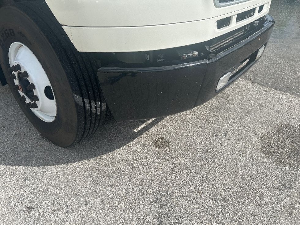 Refrigerated Truck-Light and Medium Duty Trucks-Freightliner-2020-M2-Medley-FL-298,522\n\t\tmiles-$ 43,500 - Image 31