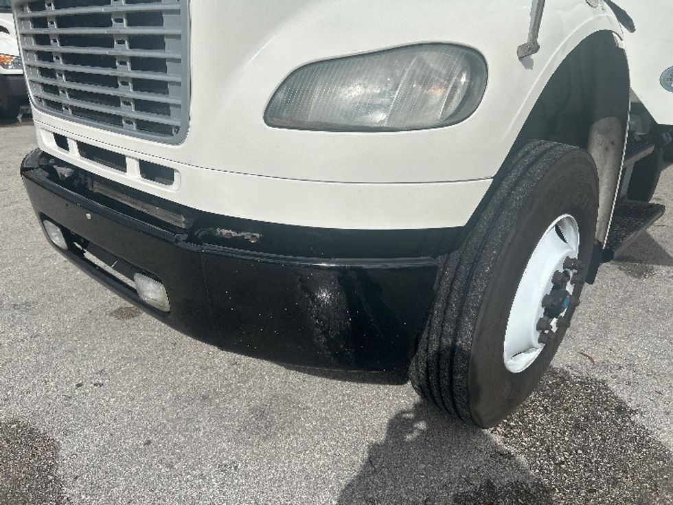 Refrigerated Truck-Light and Medium Duty Trucks-Freightliner-2020-M2-Medley-FL-298,522\n\t\tmiles-$ 43,500 - Image 32