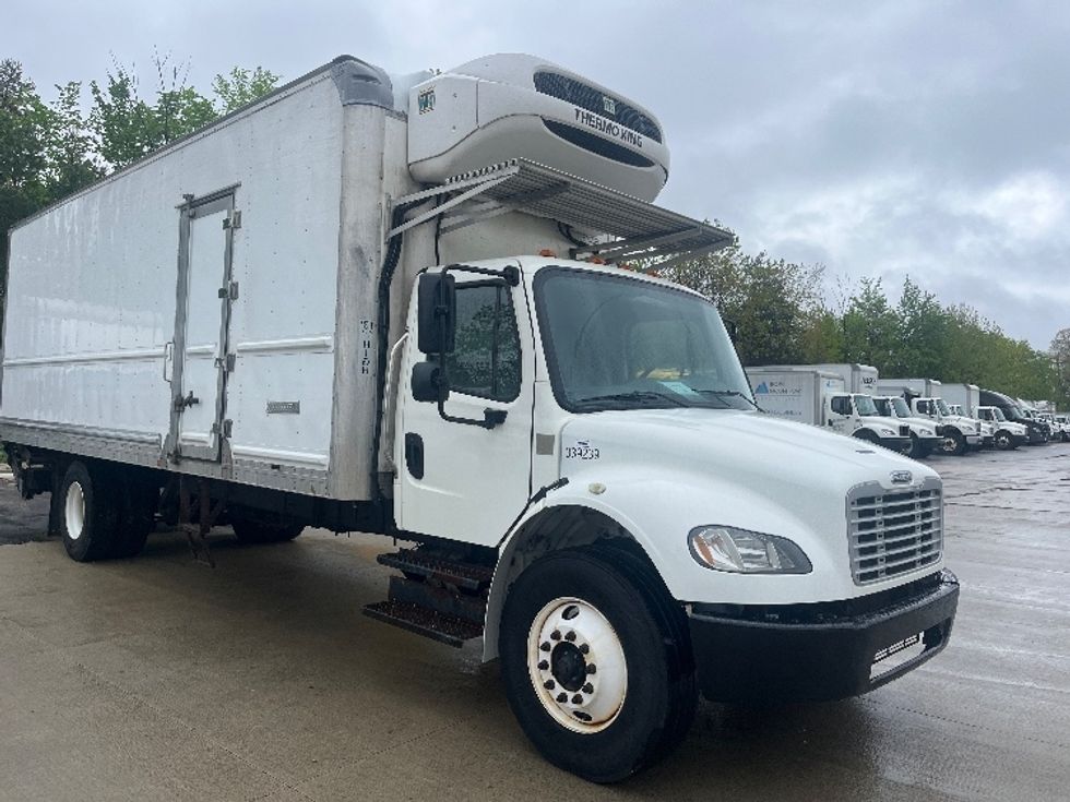 Refrigerated Truck-Light and Medium Duty Trucks-Freightliner-2020-M2-Middlefield-OH-121,592\n\t\tmiles-$ 72,750 - Image 1