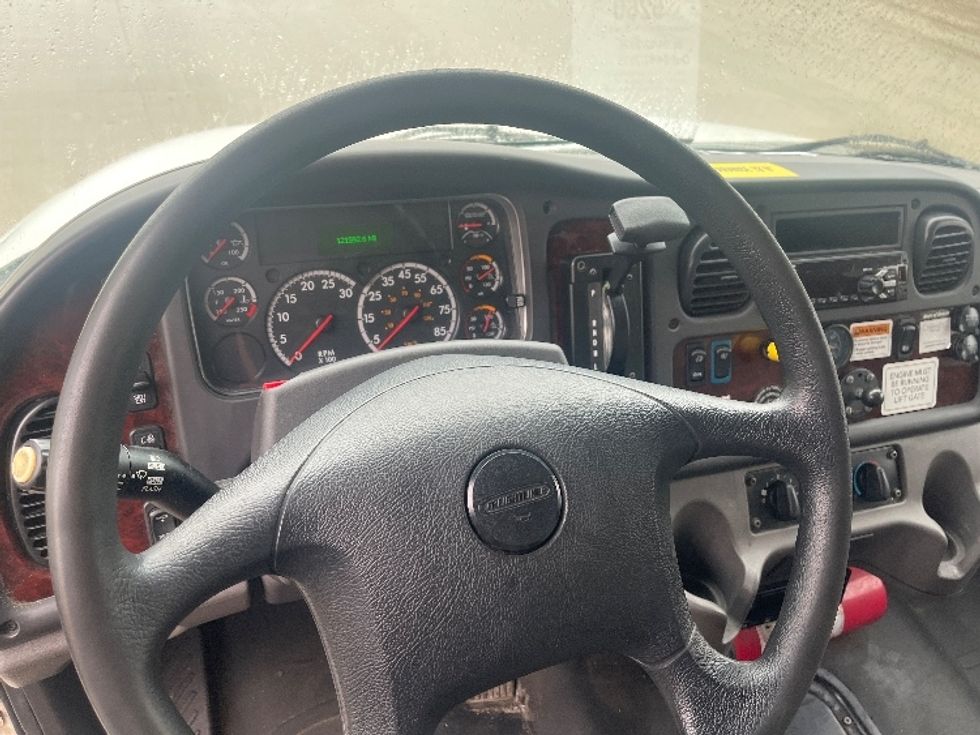 Refrigerated Truck-Light and Medium Duty Trucks-Freightliner-2020-M2-Middlefield-OH-121,592\n\t\tmiles-$ 72,750 - Image 13