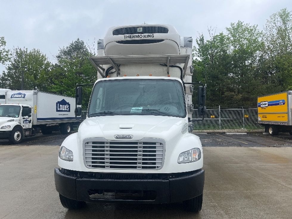 Refrigerated Truck-Light and Medium Duty Trucks-Freightliner-2020-M2-Middlefield-OH-121,592\n\t\tmiles-$ 72,750 - Image 2