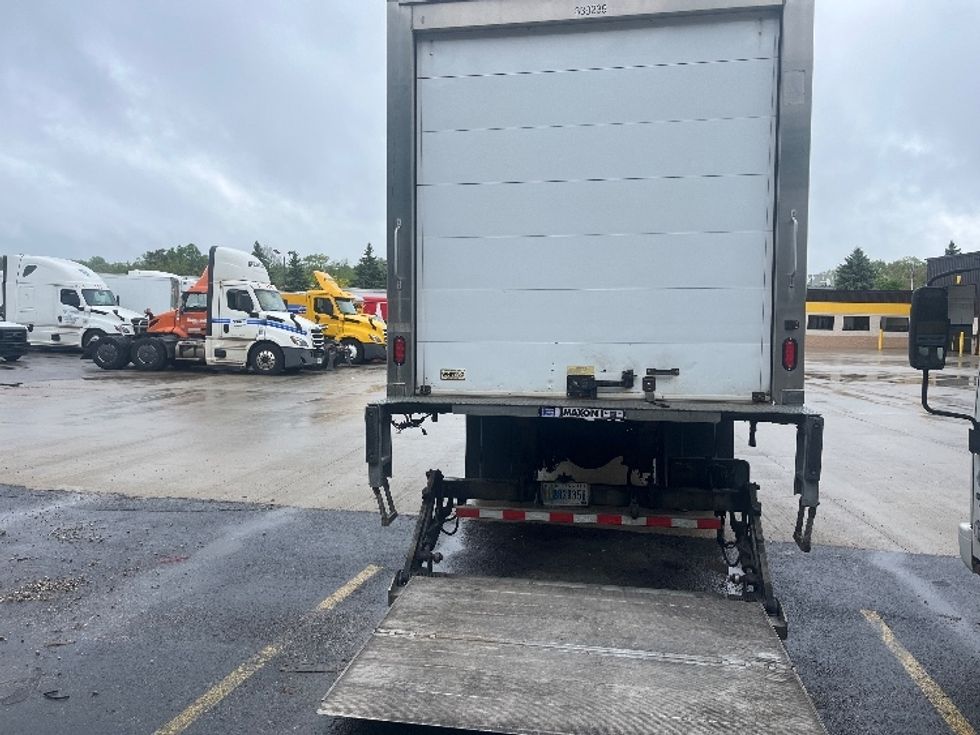 Refrigerated Truck-Light and Medium Duty Trucks-Freightliner-2020-M2-Middlefield-OH-121,592\n\t\tmiles-$ 72,750 - Image 8