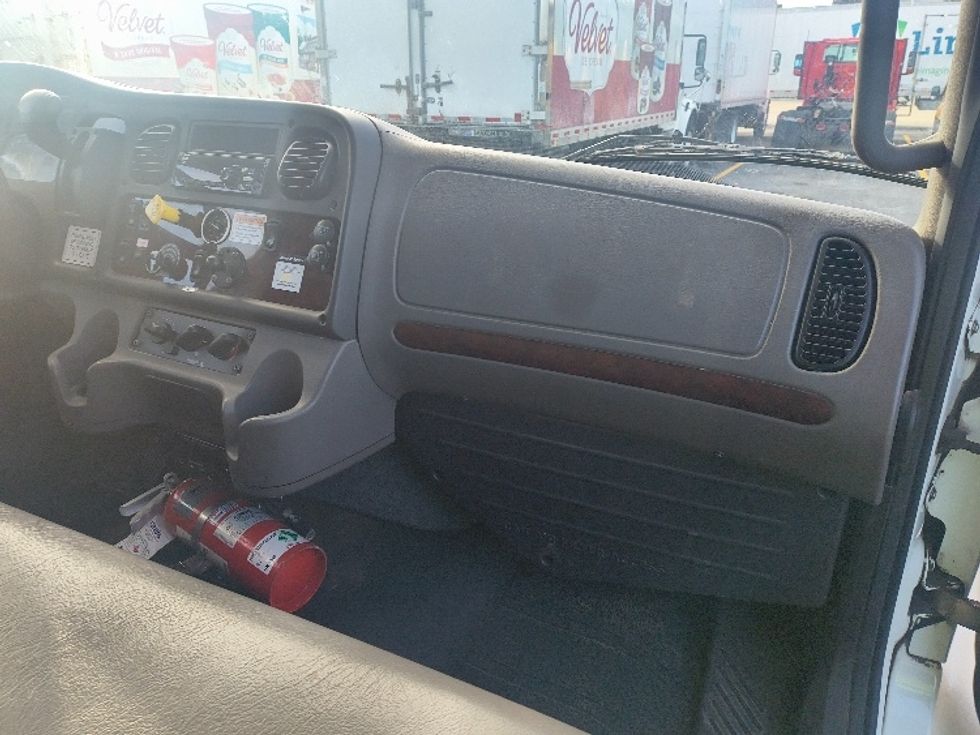 Refrigerated Truck-Light and Medium Duty Trucks-Freightliner-2020-M2-Middlefield-OH-123,146\n\t\tmiles-$ 61,250 - Image 21