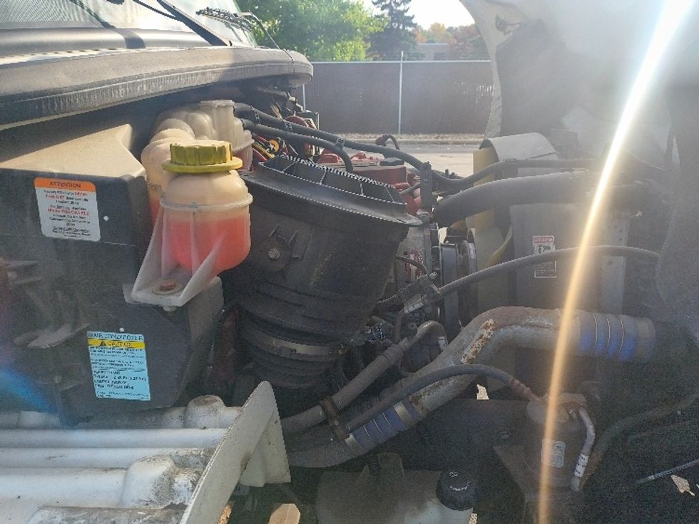 Refrigerated Truck-Light and Medium Duty Trucks-Freightliner-2020-M2-Middlefield-OH-123,146\n\t\tmiles-$ 61,250 - Image 23