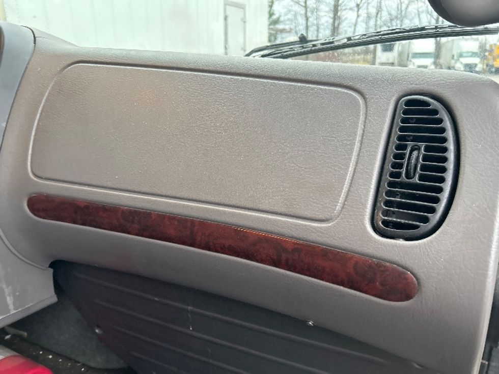 Refrigerated Truck-Light and Medium Duty Trucks-Freightliner-2020-M2-Middlefield-OH-135,878\n\t\tmiles-$ 59,250 - Image 21