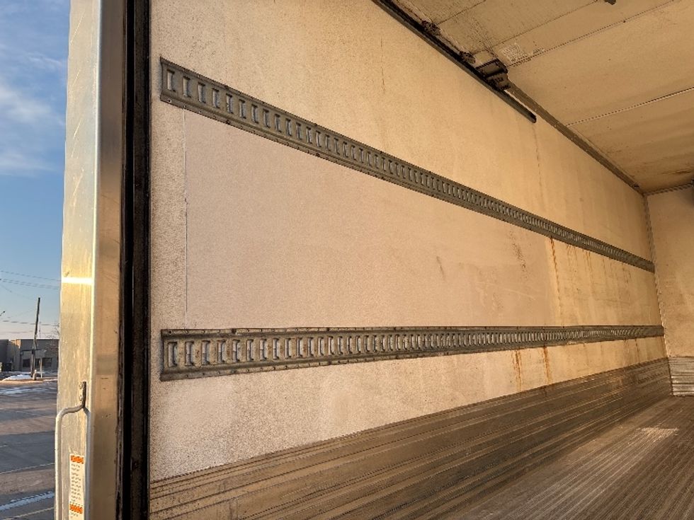 Refrigerated Truck-Light and Medium Duty Trucks-Freightliner-2020-M2-Mississauga-ON-136,197\n\t\tkm-$ 72,000 - Image 11