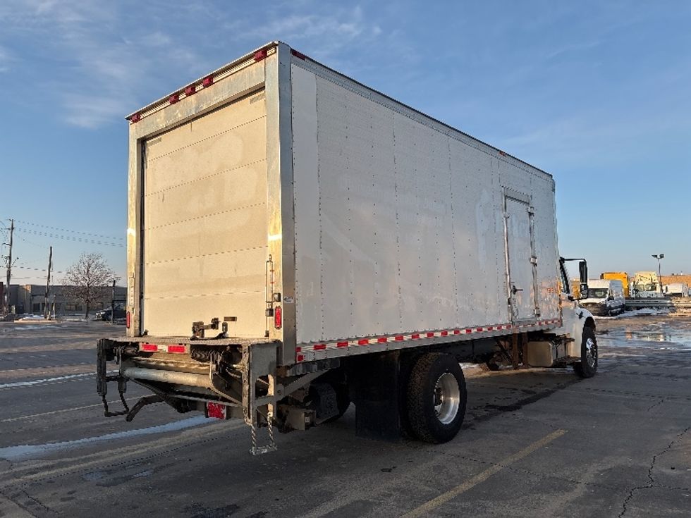 Refrigerated Truck-Light and Medium Duty Trucks-Freightliner-2020-M2-Mississauga-ON-136,197\n\t\tkm-$ 72,000 - Image 13