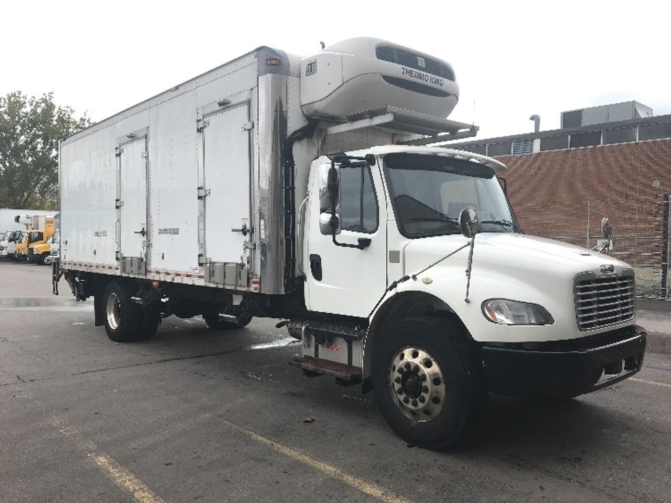 Refrigerated Truck-Light and Medium Duty Trucks-Freightliner-2020-M2-Mississauga-ON-185,221\n\t\tkm-$ 72,500 - Image 1