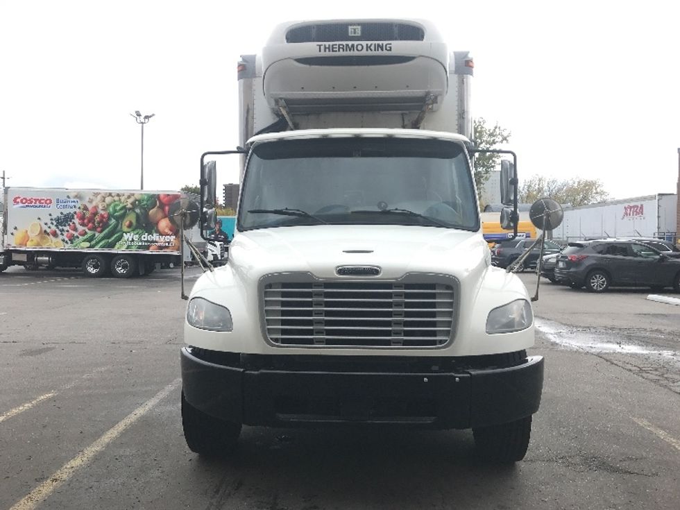 Refrigerated Truck-Light and Medium Duty Trucks-Freightliner-2020-M2-Mississauga-ON-185,221\n\t\tkm-$ 72,500 - Image 2