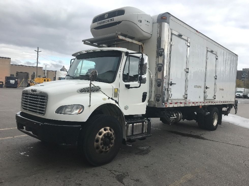 Refrigerated Truck-Light and Medium Duty Trucks-Freightliner-2020-M2-Mississauga-ON-185,221\n\t\tkm-$ 72,500 - Image 3