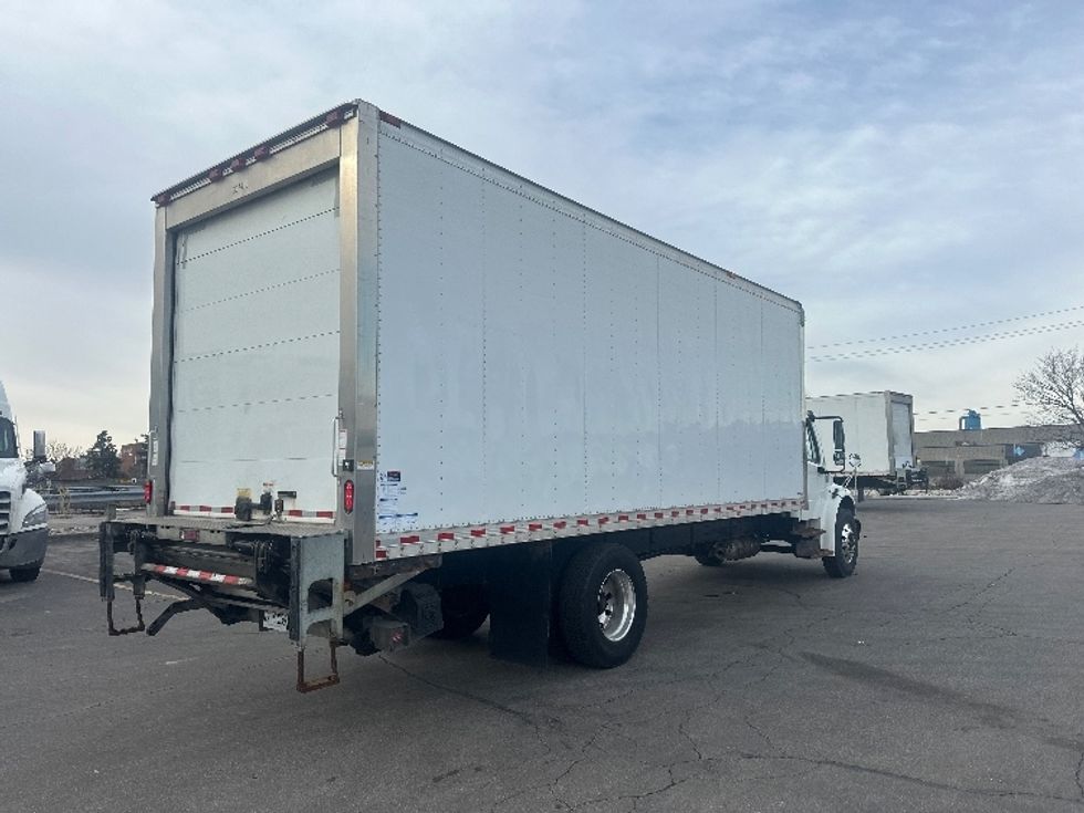 Refrigerated Truck-Light and Medium Duty Trucks-Freightliner-2020-M2-Mississauga-ON-224,571\n\t\tkm-$ 84,750 - Image 13