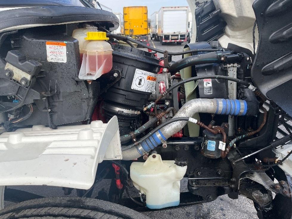 Refrigerated Truck-Light and Medium Duty Trucks-Freightliner-2020-M2-Mississauga-ON-224,571\n\t\tkm-$ 84,750 - Image 23