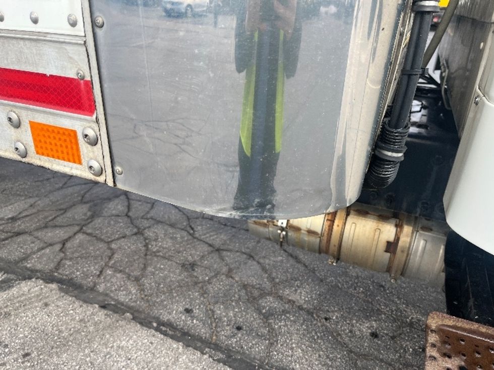 Refrigerated Truck-Light and Medium Duty Trucks-Freightliner-2020-M2-Mississauga-ON-224,571\n\t\tkm-$ 84,750 - Image 26