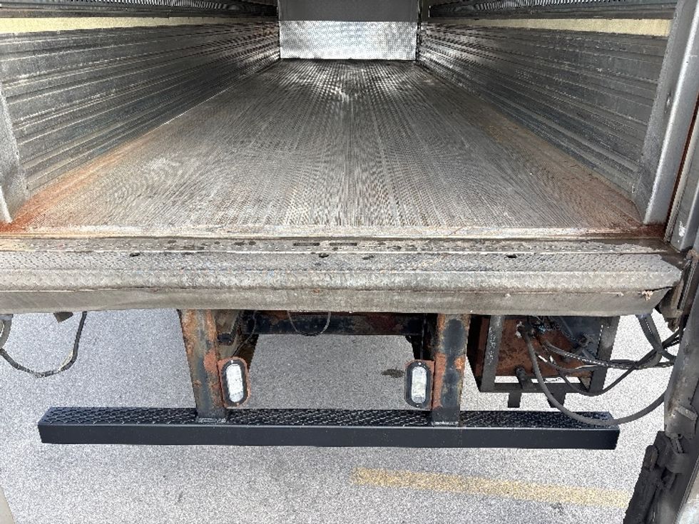 Refrigerated Truck-Light and Medium Duty Trucks-Freightliner-2020-M2-Mississauga-ON-345,312\n\t\tkm-$ 84,250 - Image 10
