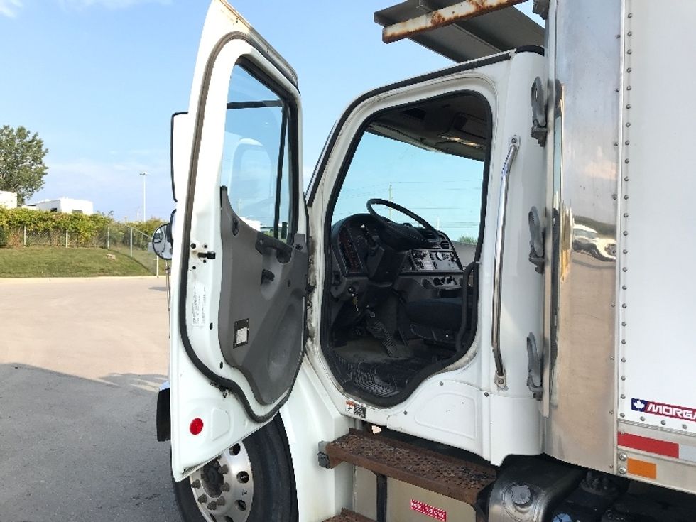 Refrigerated Truck-Light and Medium Duty Trucks-Freightliner-2020-M2-Mississauga-ON-358,507\n\t\tkm-$ 68,000 - Image 16