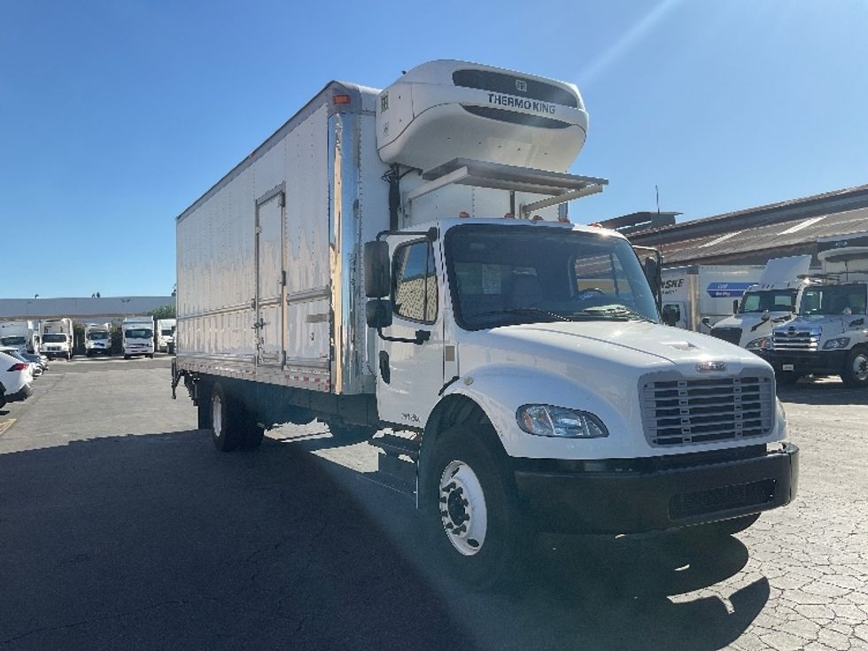 Refrigerated Truck-Light and Medium Duty Trucks-Freightliner-2020-M2-Montebello-CA-130,442\n\t\tmiles-$ 66,000 - Image 1