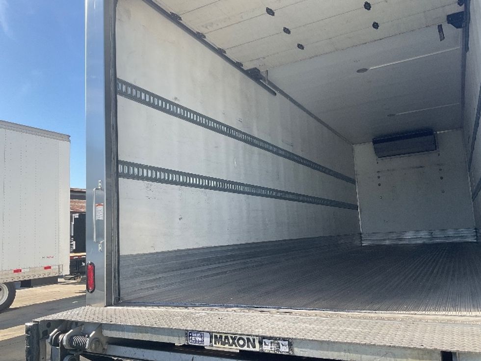 Refrigerated Truck-Light and Medium Duty Trucks-Freightliner-2020-M2-Montebello-CA-133,784\n\t\tmiles-$ 66,000 - Image 11