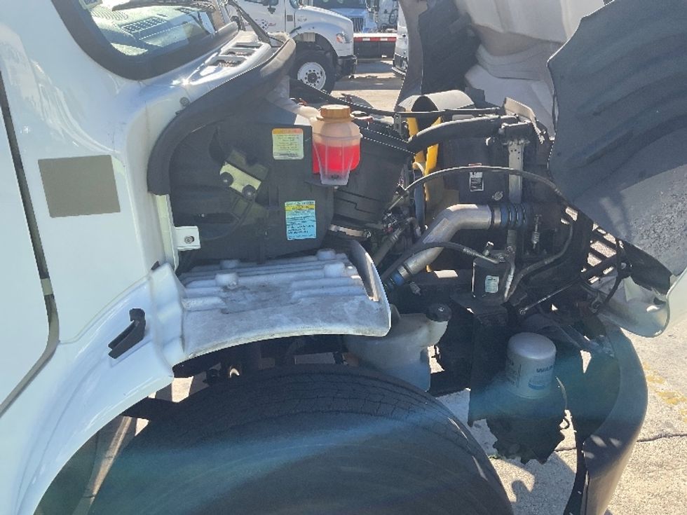 Refrigerated Truck-Light and Medium Duty Trucks-Freightliner-2020-M2-Montebello-CA-133,784\n\t\tmiles-$ 66,000 - Image 23