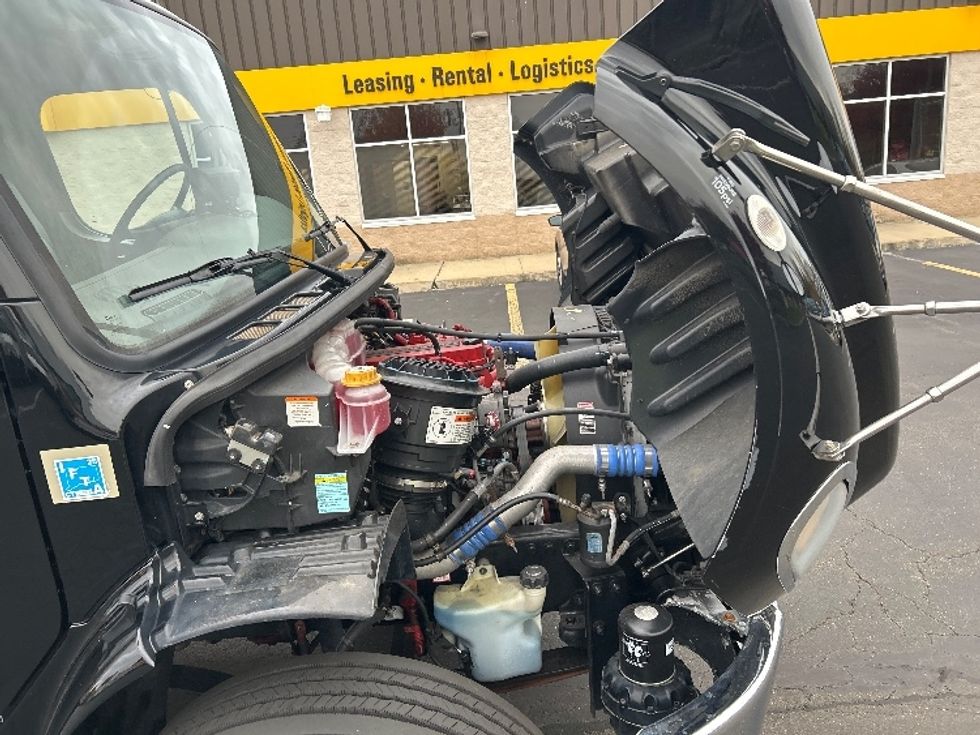 Refrigerated Truck-Light and Medium Duty Trucks-Freightliner-2020-M2-Montgomery-NY-126,478\n\t\tmiles-$ 47,250 - Image 21