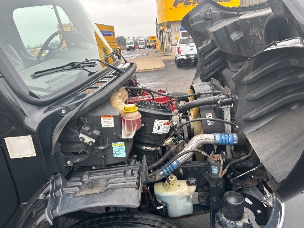 Refrigerated Truck-Light and Medium Duty Trucks-Freightliner-2020-M2-Montgomery-NY-197,194\n\t\tmiles-$ 38,500 - Image 23