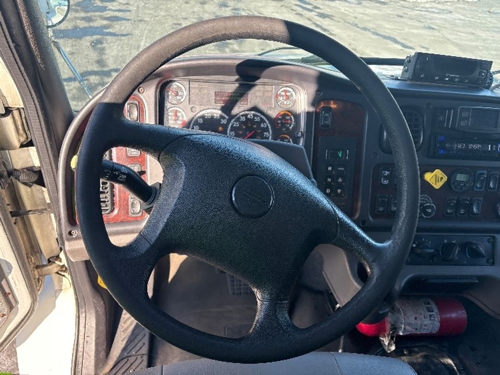 Refrigerated Truck-Light and Medium Duty Trucks-Freightliner-2020-M2-Montgomery-NY-214,194\n\t\tmiles-$ 57,500 - Image 18