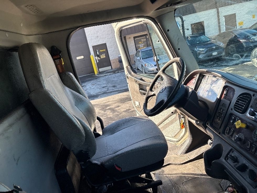 Refrigerated Truck-Light and Medium Duty Trucks-Freightliner-2020-M2-Montgomery-NY-214,194\n\t\tmiles-$ 57,500 - Image 22