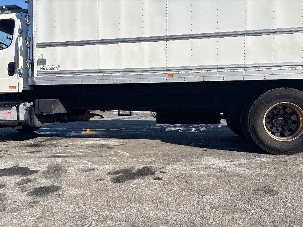 Refrigerated Truck-Light and Medium Duty Trucks-Freightliner-2020-M2-Montgomery-NY-214,194\n\t\tmiles-$ 57,500 - Image 5