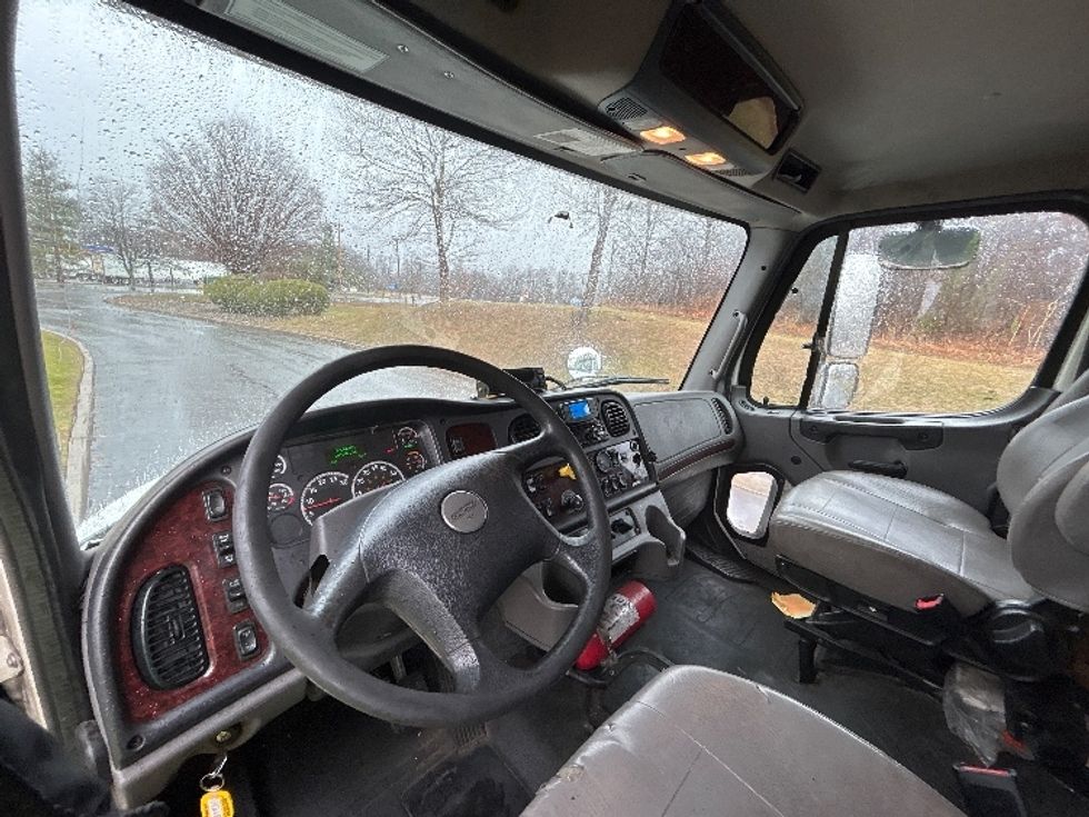 Refrigerated Truck-Light and Medium Duty Trucks-Freightliner-2020-M2-Montgomery-NY-245,440\n\t\tmiles-$ 51,000 - Image 17