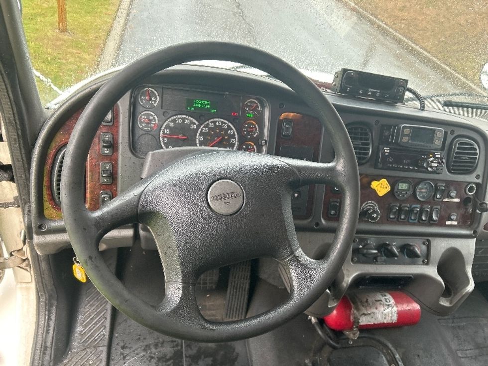 Refrigerated Truck-Light and Medium Duty Trucks-Freightliner-2020-M2-Montgomery-NY-245,440\n\t\tmiles-$ 51,000 - Image 18