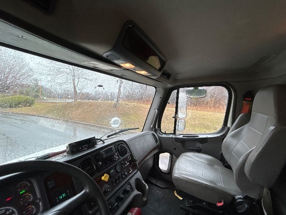 Refrigerated Truck-Light and Medium Duty Trucks-Freightliner-2020-M2-Montgomery-NY-245,440\n\t\tmiles-$ 51,000 - Image 19