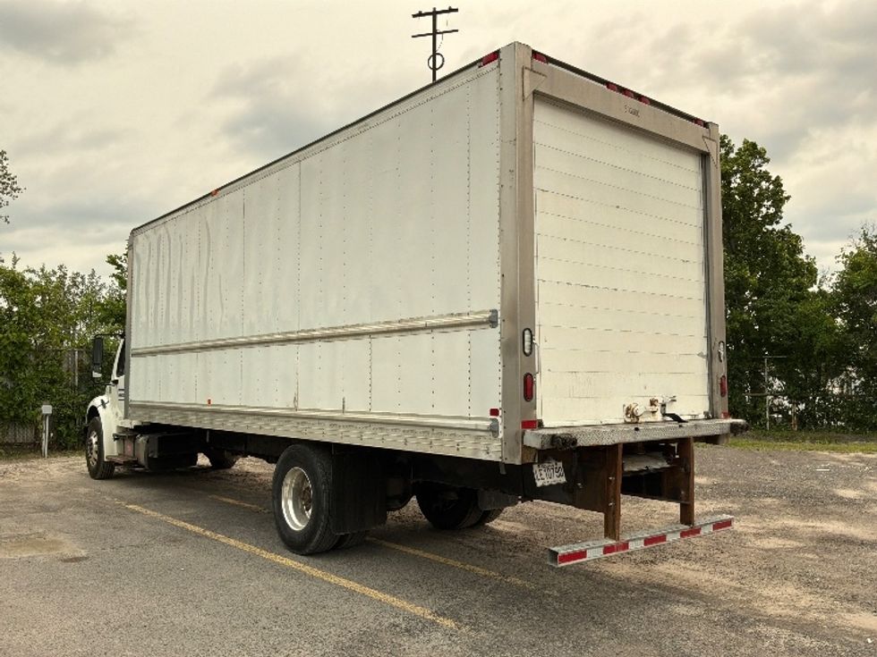 Refrigerated Truck-Light and Medium Duty Trucks-Freightliner-2020-M2-Montreal-PQ-174,131\n\t\tkm-$ 81,000 - Image 6