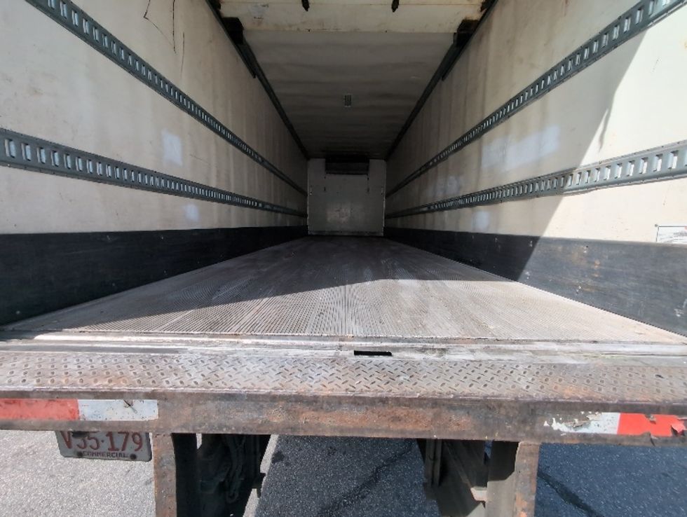 Refrigerated Truck-Light and Medium Duty Trucks-Freightliner-2020-M2-New Bedford-MA-191,231\n\t\tmiles-$ 47,250 - Image 10