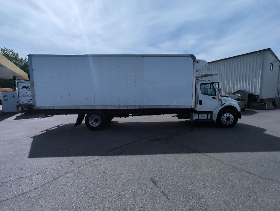 Refrigerated Truck-Light and Medium Duty Trucks-Freightliner-2020-M2-New Bedford-MA-191,231\n\t\tmiles-$ 47,250 - Image 15
