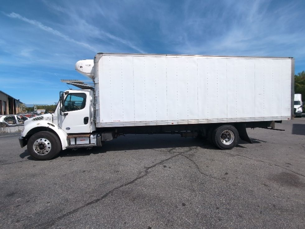Refrigerated Truck-Light and Medium Duty Trucks-Freightliner-2020-M2-New Bedford-MA-191,231\n\t\tmiles-$ 47,250 - Image 4