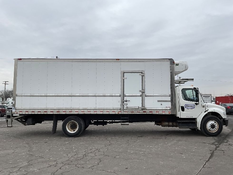 Refrigerated Truck-Light and Medium Duty Trucks-Freightliner-2020-M2-New Castle-DE-241,790\n\t\tmiles-$ 53,250 - Image 15