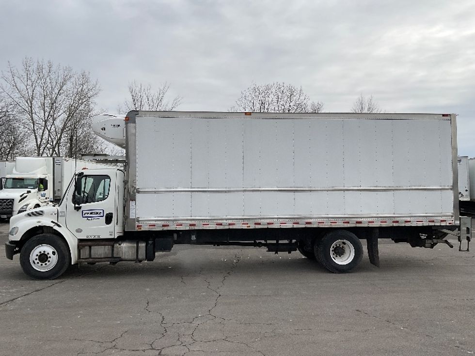 Refrigerated Truck-Light and Medium Duty Trucks-Freightliner-2020-M2-New Castle-DE-241,790\n\t\tmiles-$ 53,250 - Image 4