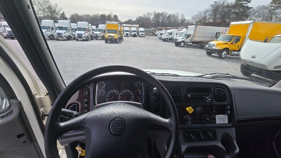 Refrigerated Truck-Light and Medium Duty Trucks-Freightliner-2020-M2-Newnan-GA-131,738\n\t\tmiles-$ 63,750 - Image 18