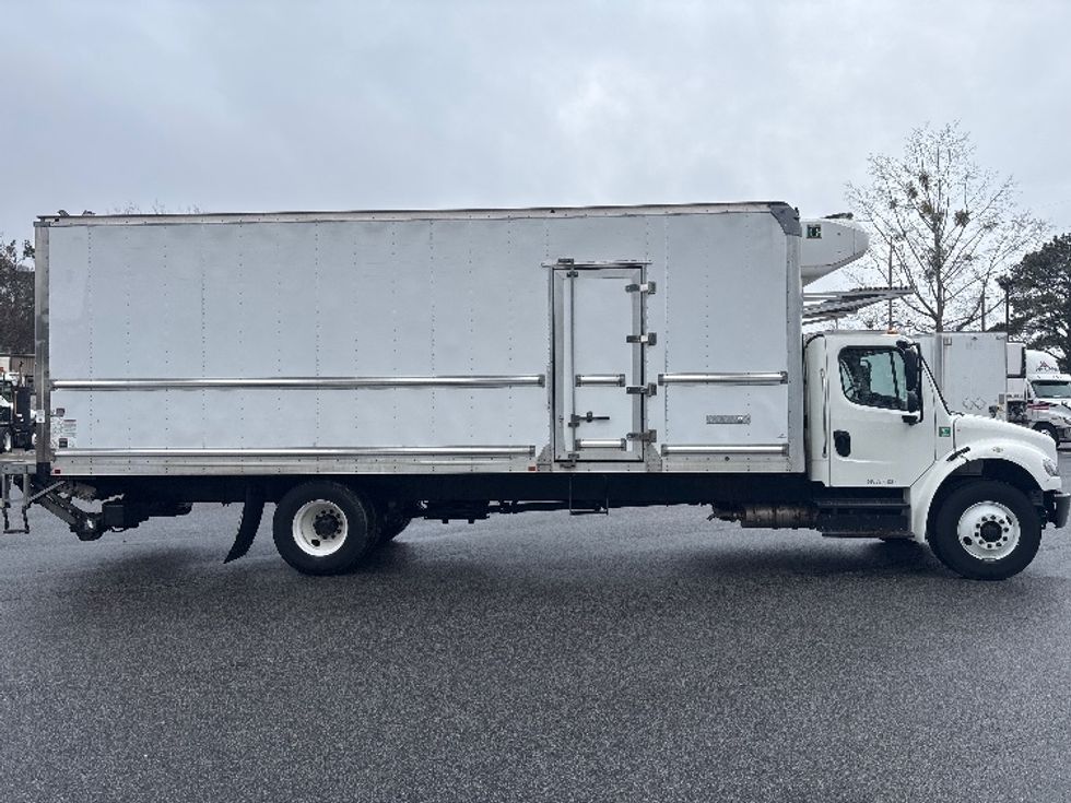 Refrigerated Truck-Light and Medium Duty Trucks-Freightliner-2020-M2-Newnan-GA-183,843\n\t\tmiles-$ 55,500 - Image 15