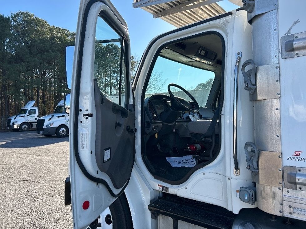 Refrigerated Truck-Light and Medium Duty Trucks-Freightliner-2020-M2-Newport News-VA-229,183\n\t\tmiles-$ 50,750 - Image 16