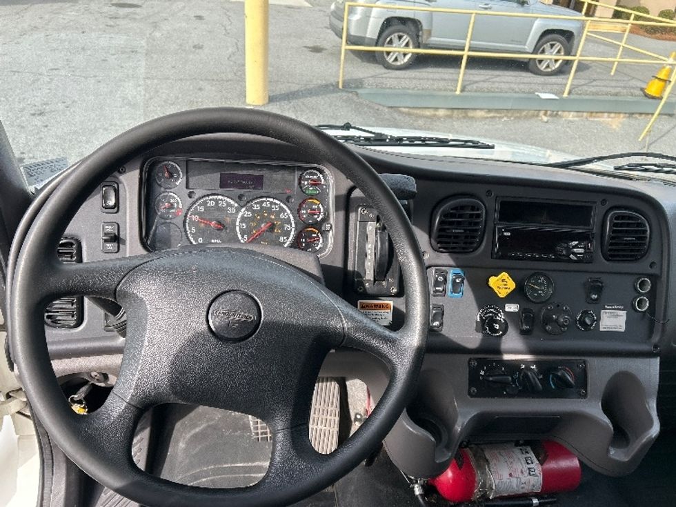 Refrigerated Truck-Light and Medium Duty Trucks-Freightliner-2020-M2-Norcross-GA-166,094\n\t\tmiles-$ 64,000 - Image 18