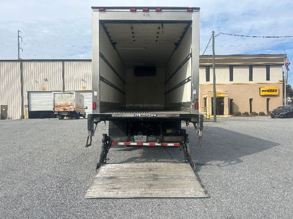 Refrigerated Truck-Light and Medium Duty Trucks-Freightliner-2020-M2-Norcross-GA-166,094\n\t\tmiles-$ 64,000 - Image 9