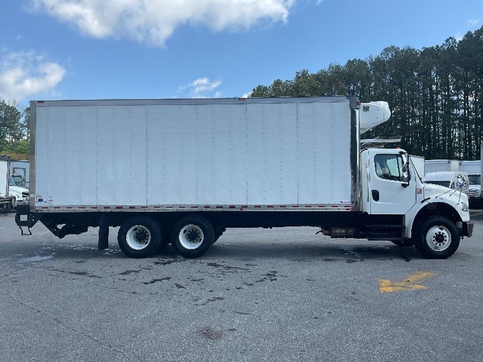 Refrigerated Truck-Light and Medium Duty Trucks-Freightliner-2020-M2-Norcross-GA-193,025\n\t\tmiles-$ 69,250 - Image 15