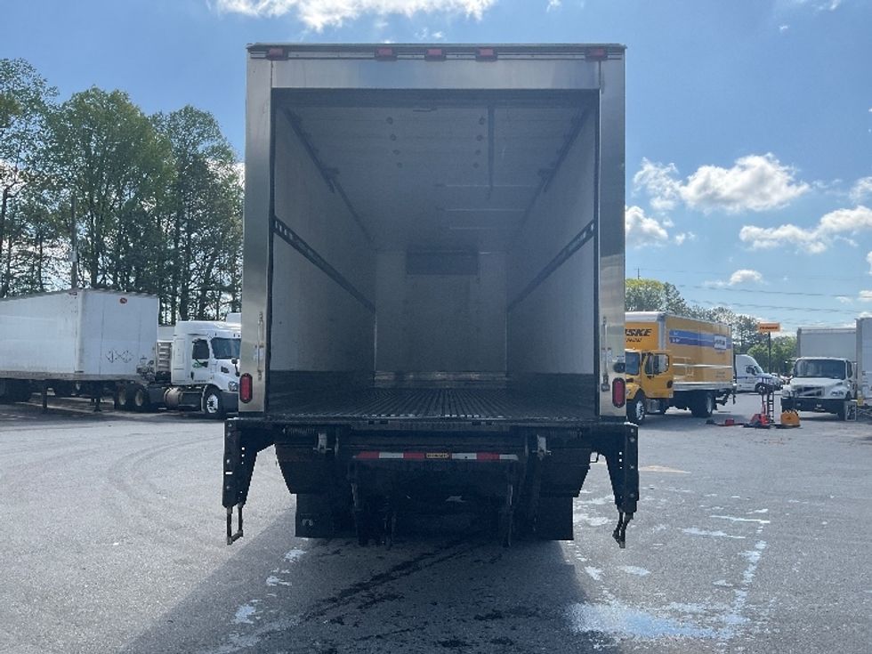 Refrigerated Truck-Light and Medium Duty Trucks-Freightliner-2020-M2-Norcross-GA-193,025\n\t\tmiles-$ 69,250 - Image 8