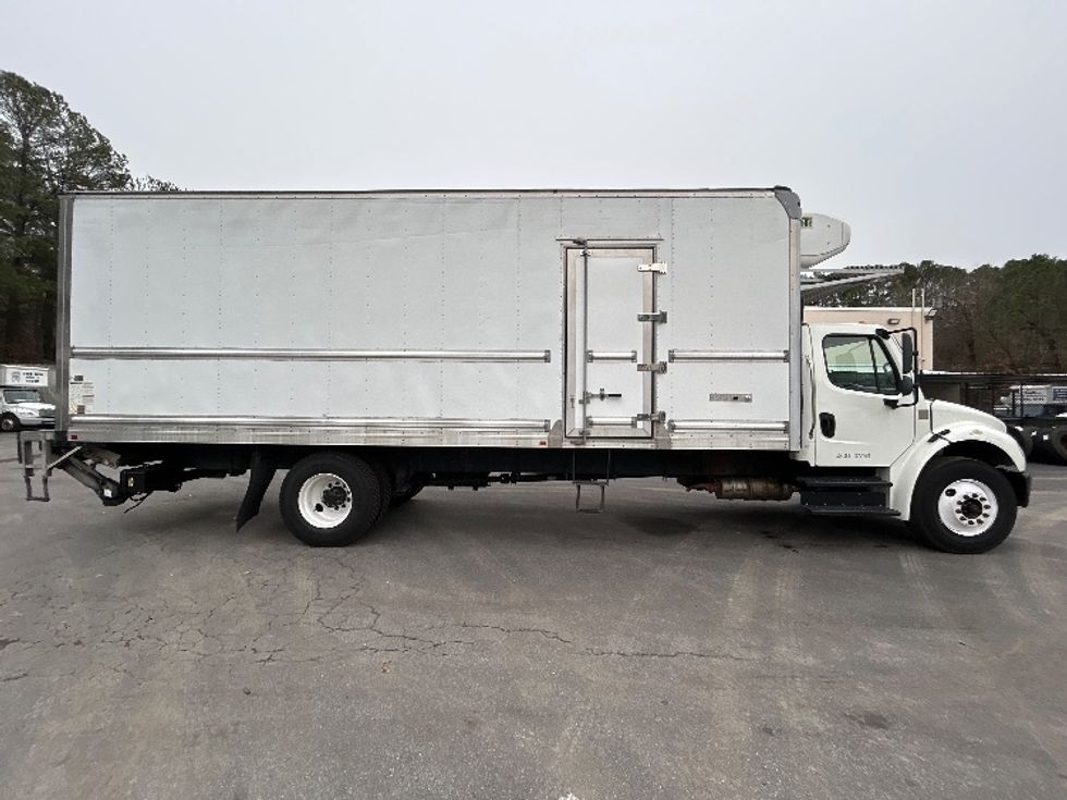 Refrigerated Truck-Light and Medium Duty Trucks-Freightliner-2020-M2-Norcross-GA-194,236\n\t\tmiles-$ 61,500 - Image 15
