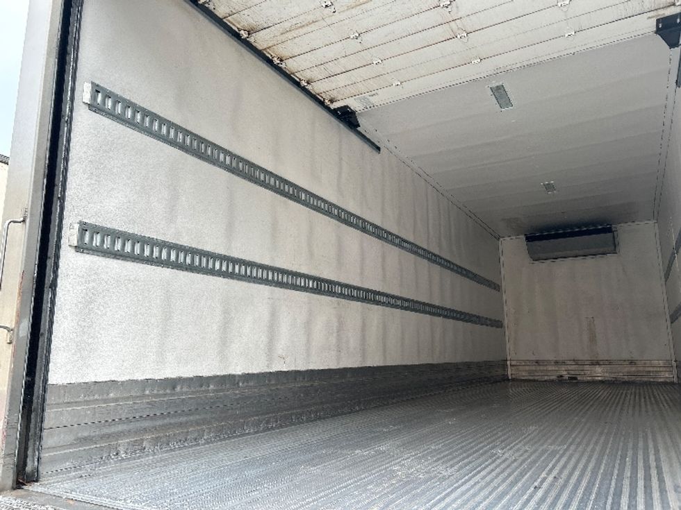 Refrigerated Truck-Light and Medium Duty Trucks-Freightliner-2020-M2-Norcross-GA-250,610\n\t\tmiles-$ 67,750 - Image 11