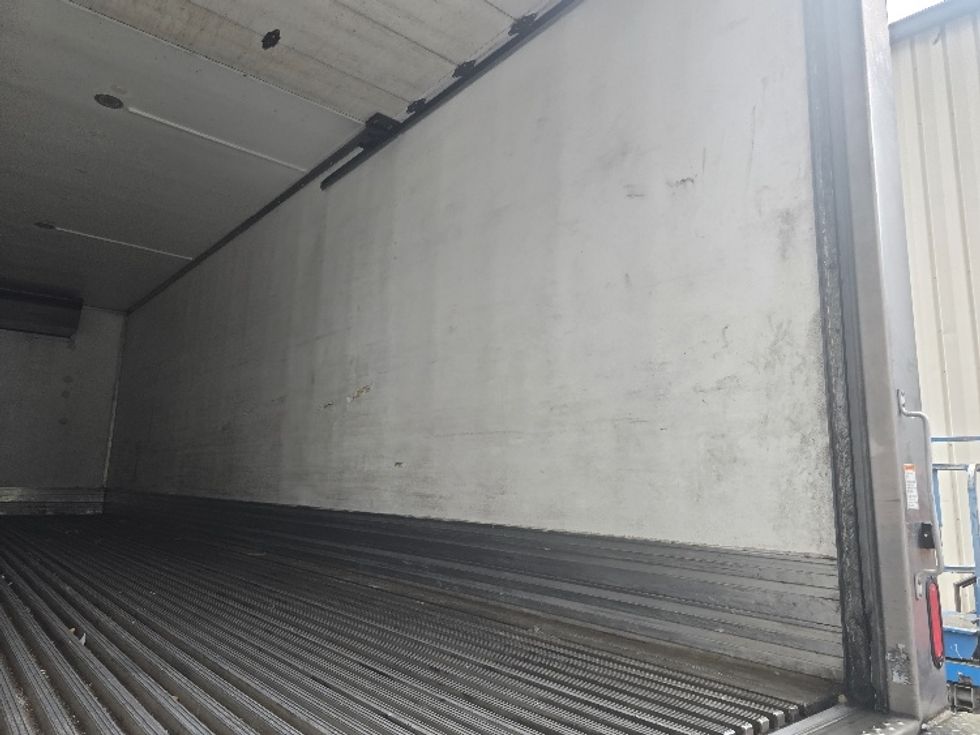 Refrigerated Truck-Light and Medium Duty Trucks-Freightliner-2020-M2-Norcross-GA-489,521\n\t\tmiles-$ 23,500 - Image 12