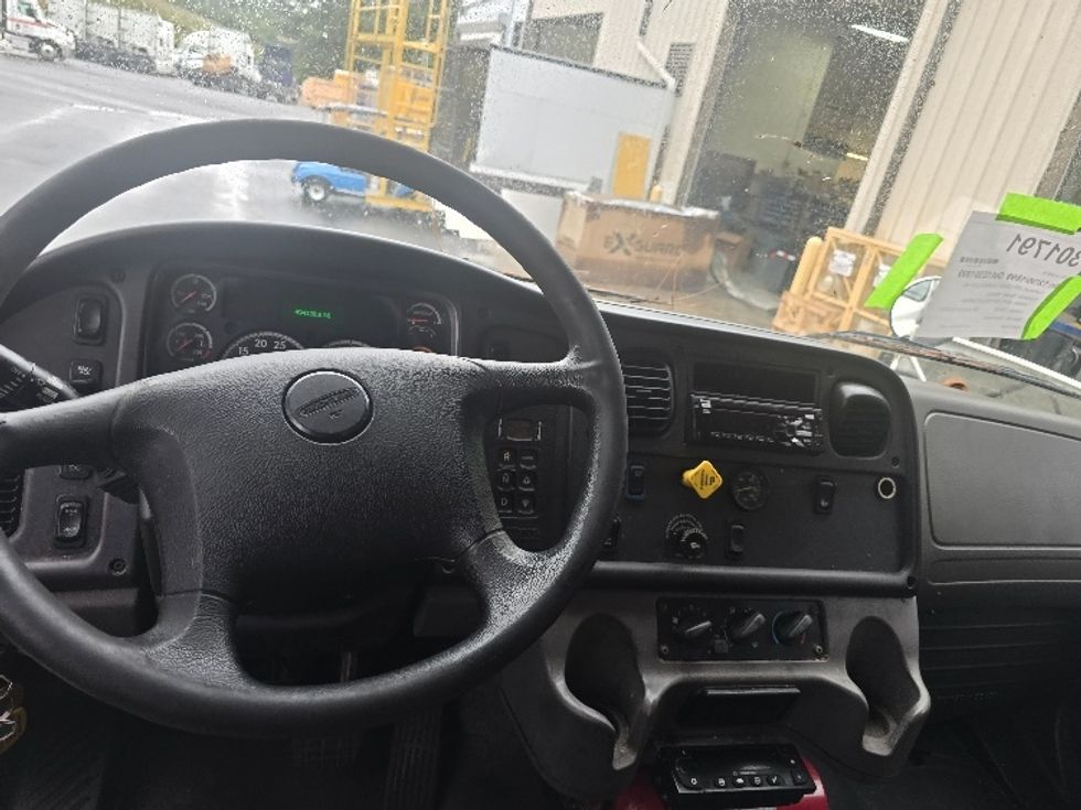 Refrigerated Truck-Light and Medium Duty Trucks-Freightliner-2020-M2-Norcross-GA-489,521\n\t\tmiles-$ 23,500 - Image 18